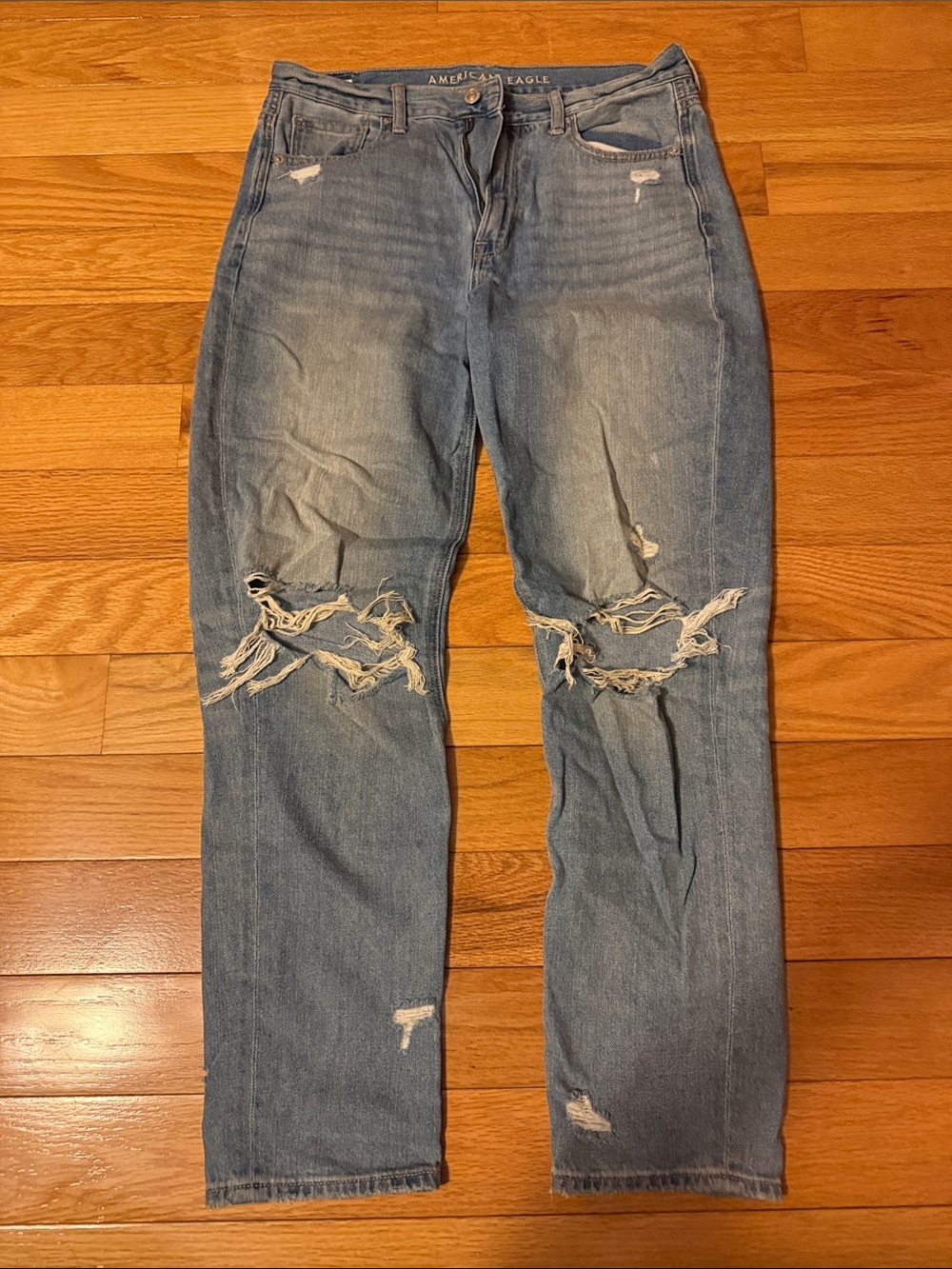 American Eagle Light Blue Denim Jeans with Subtle Distressing